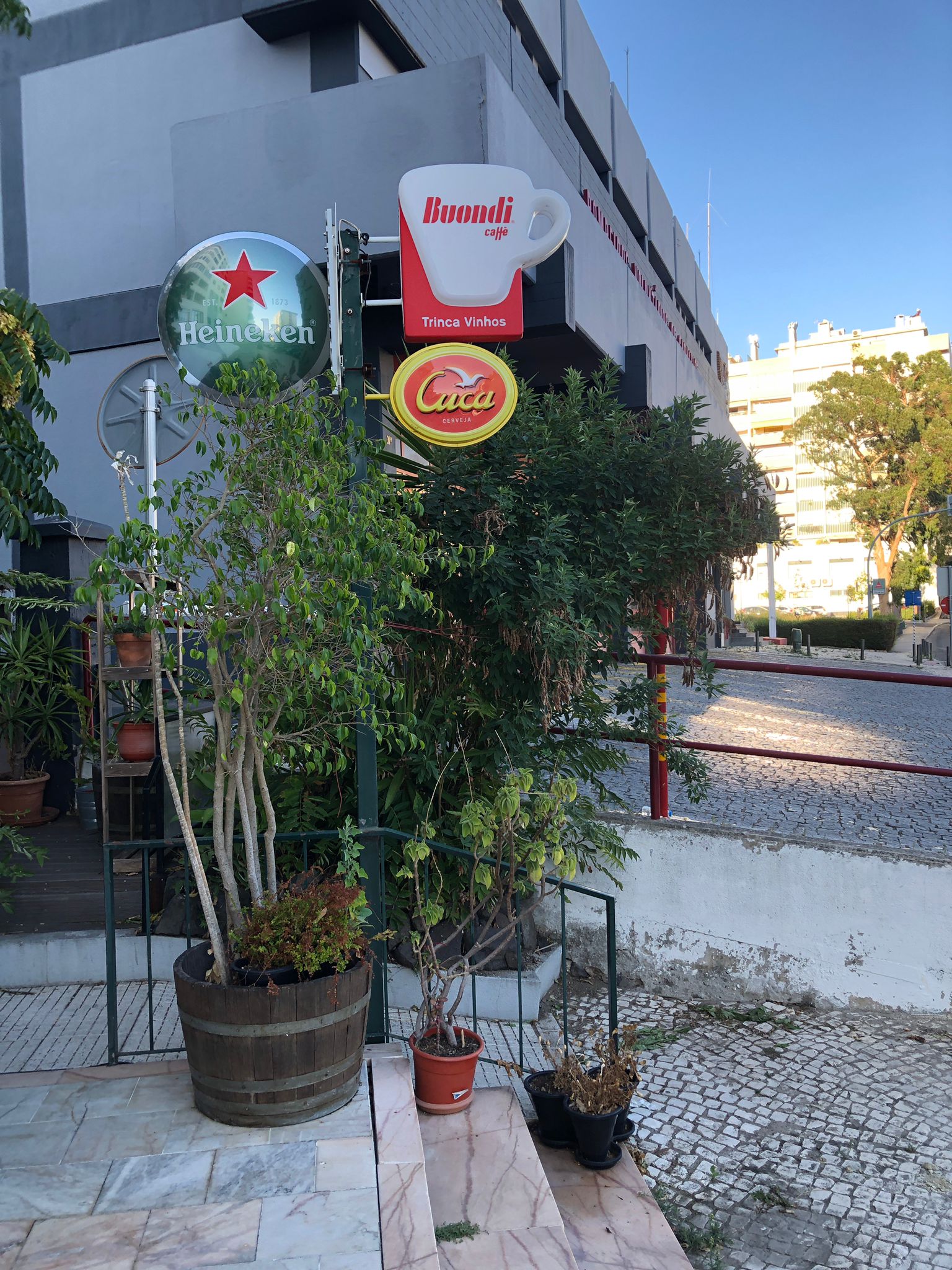Restaurant Exterior